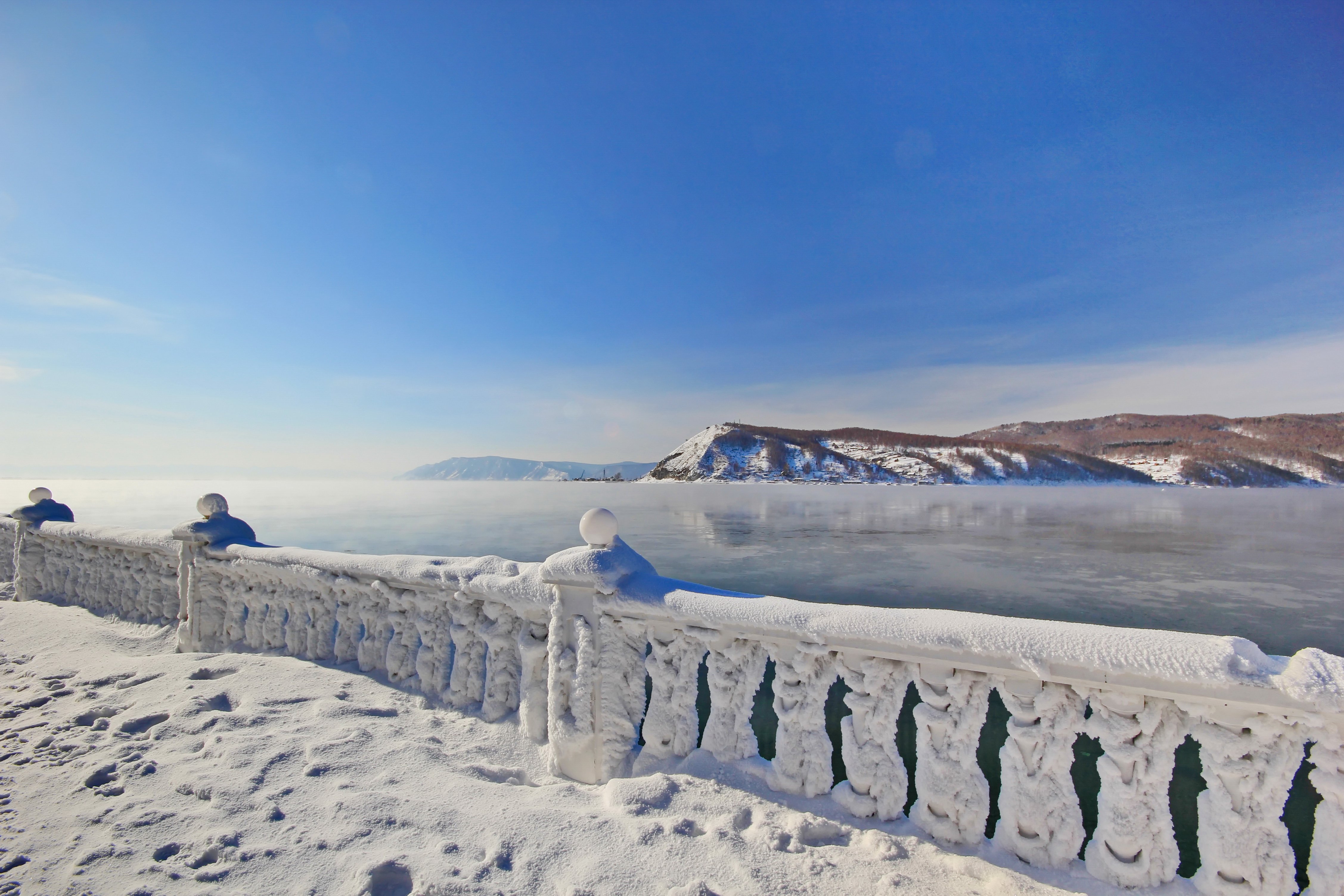 Байкал лед Исток ангары