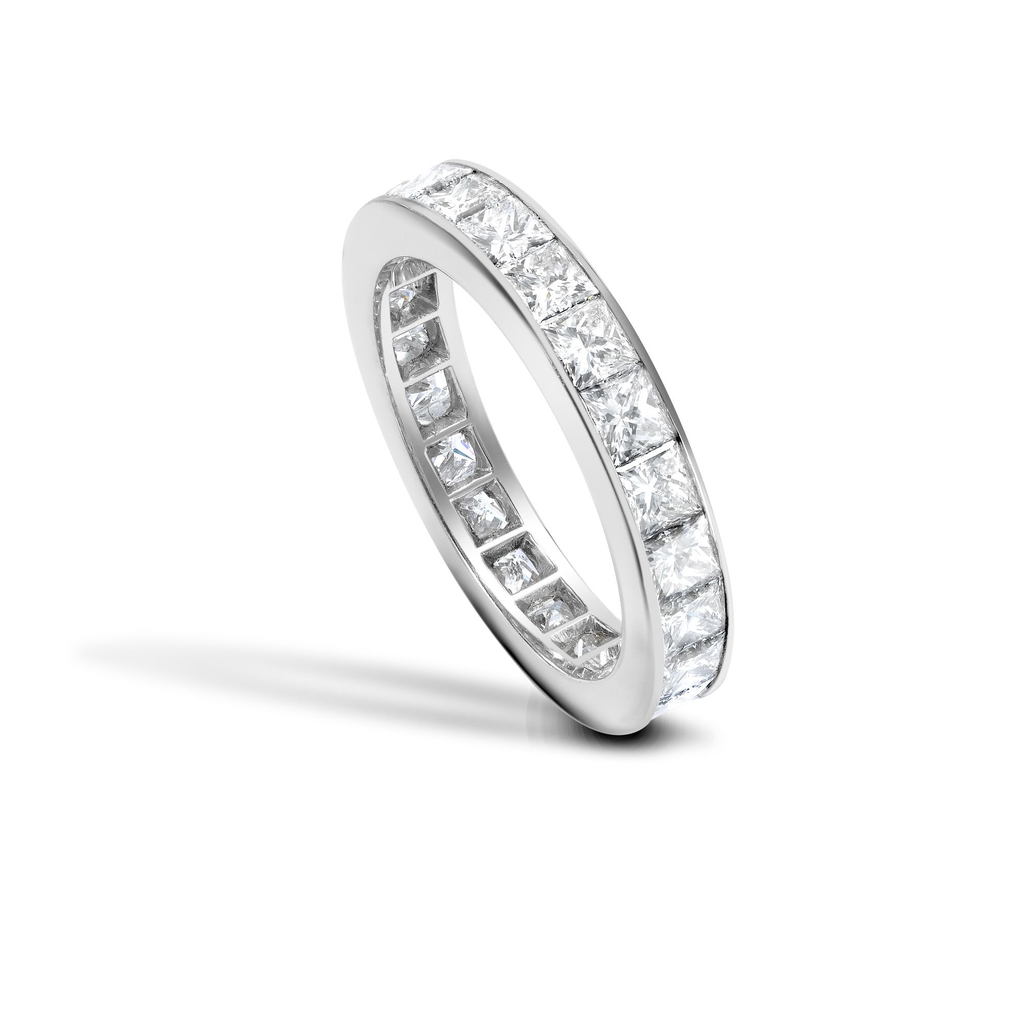 МЮЗ r01-34075 кольцо с бриллиантами