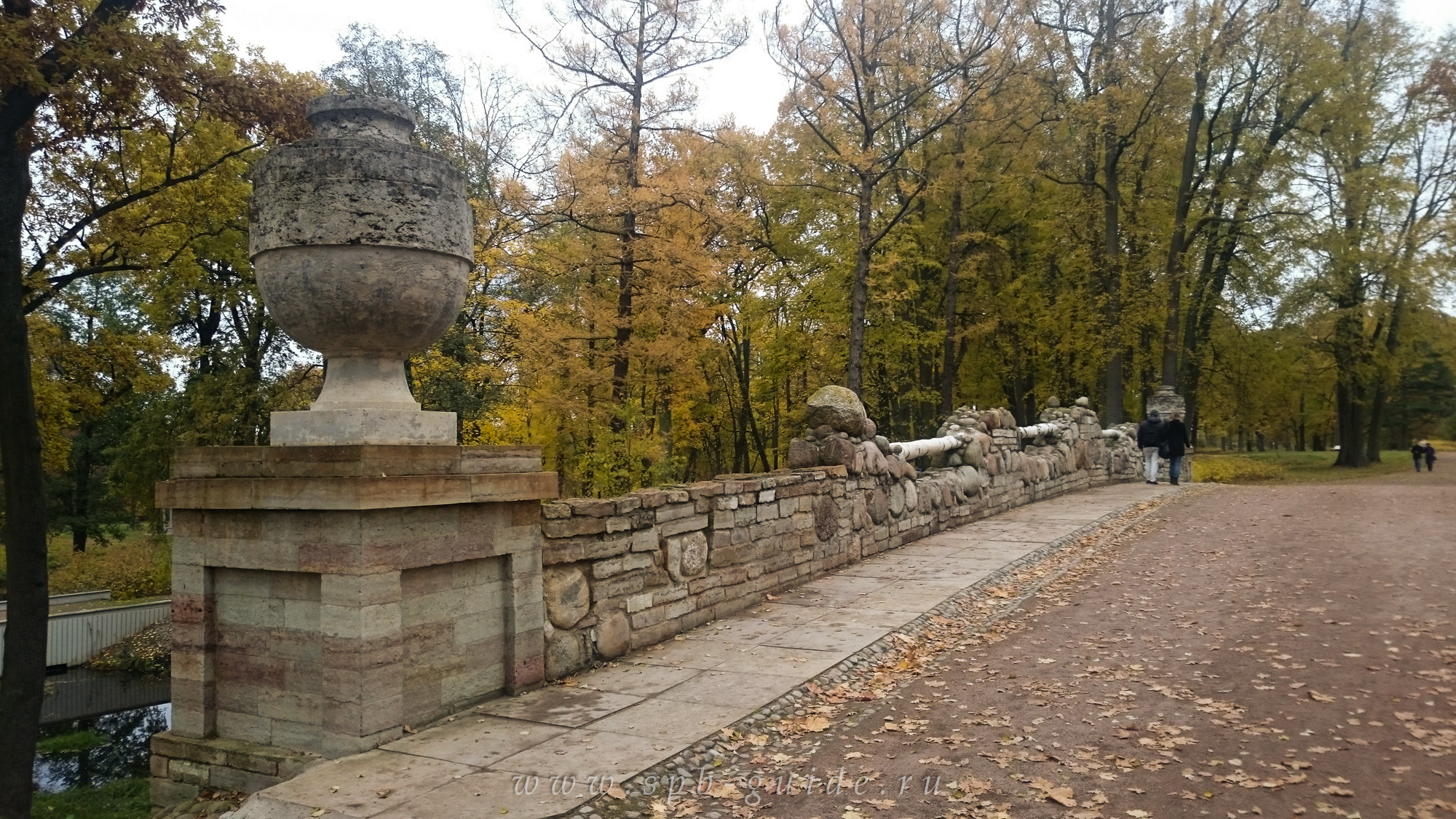 Парк Александрия Петергоф руины
