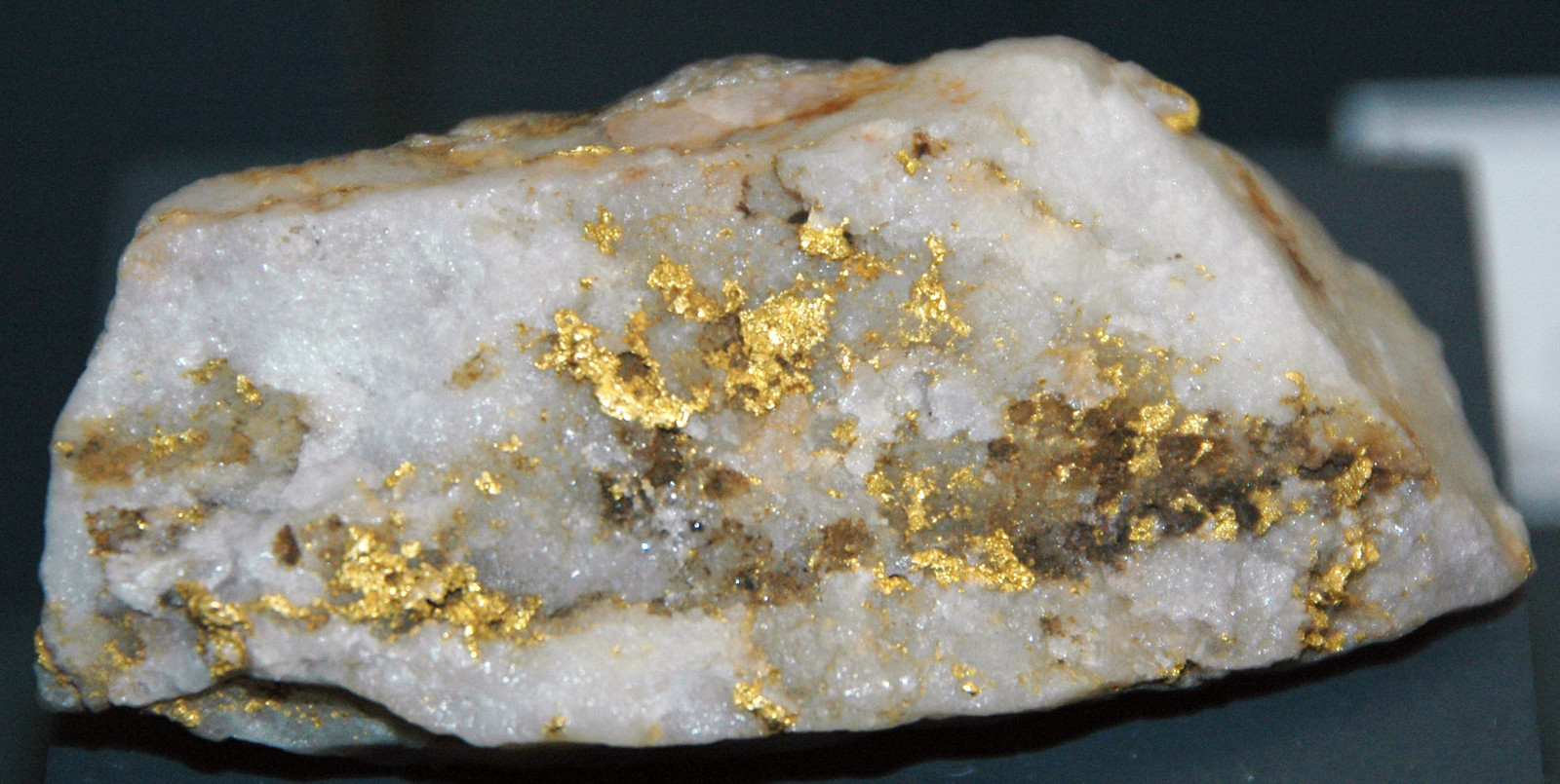 Золото кварц сульфидная формация