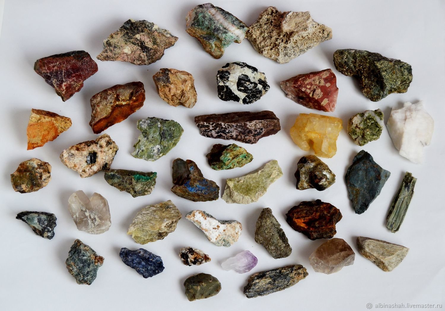 минералы уральских гор