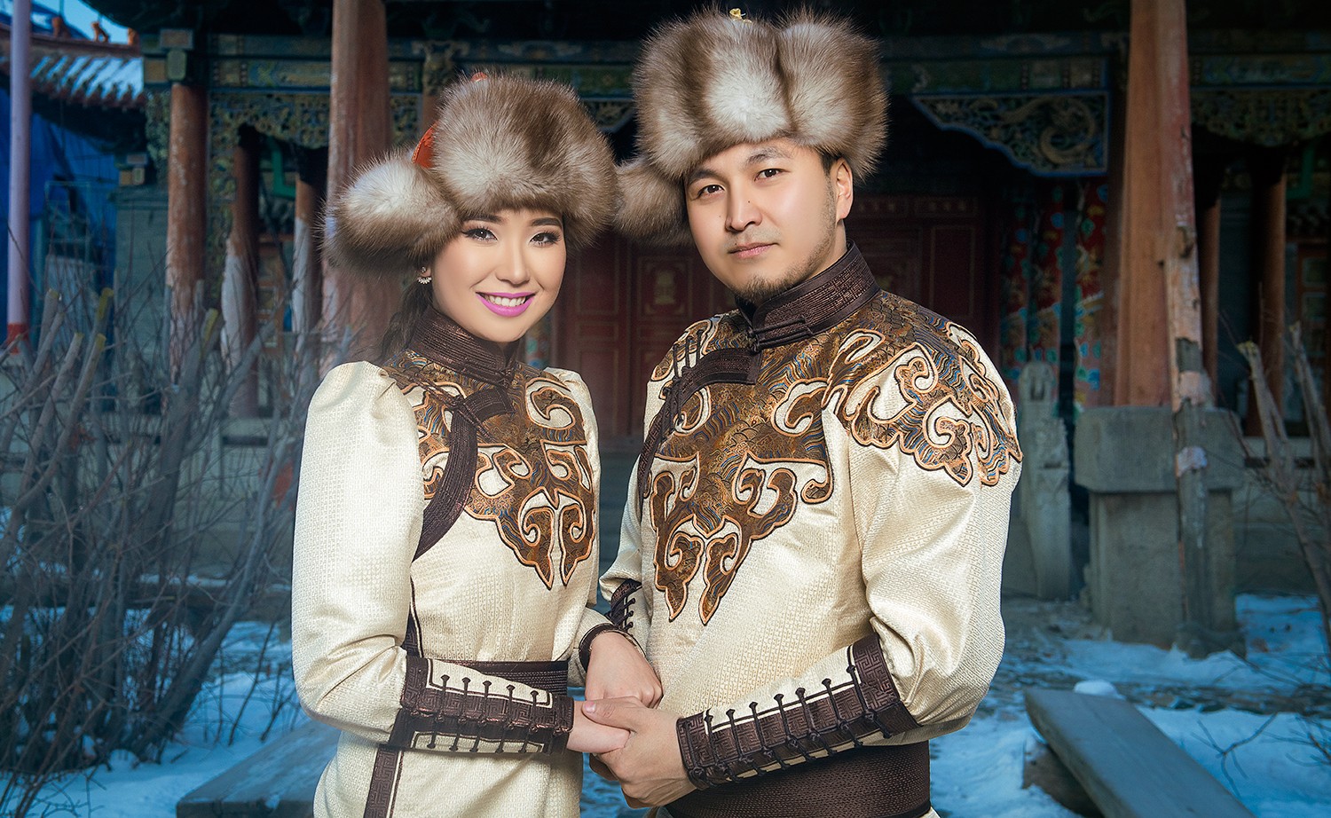 Монгольский дээл