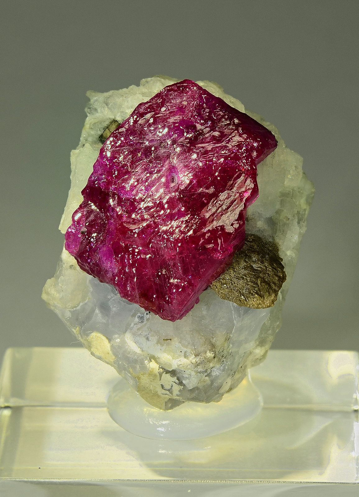 Рубин (минерал)