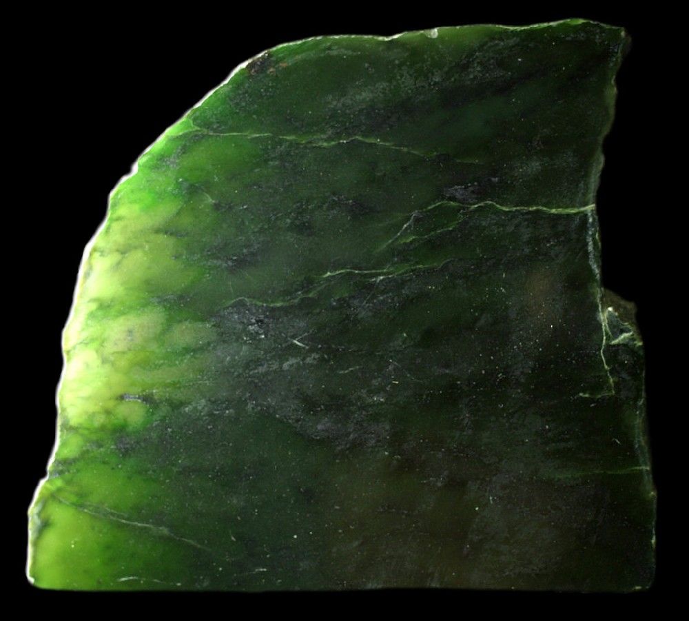 Нефрит фото камня в природе