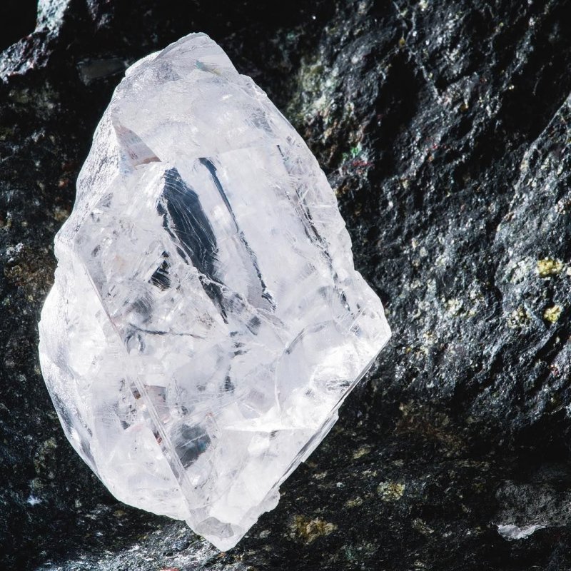 Как выглядит алмаз в природе до обработки фото