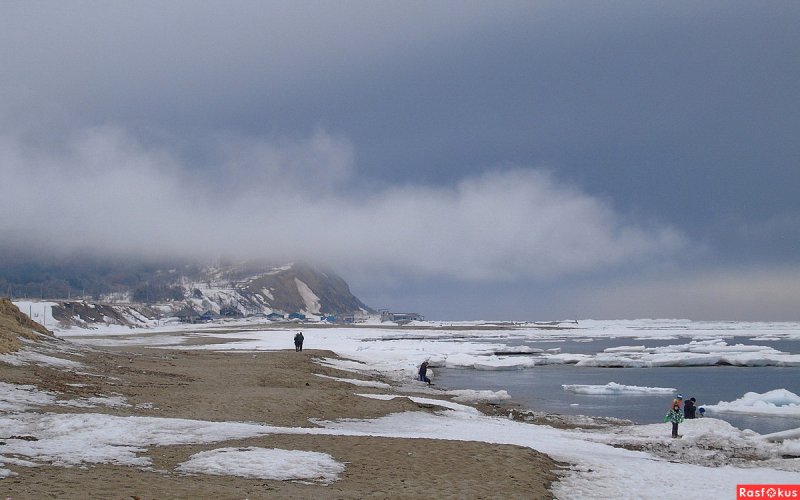 Охотское море Сахалин зима