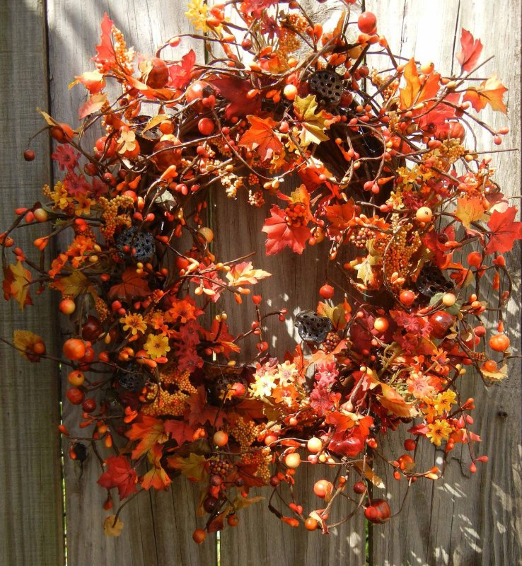 Осень в декоративном стиле