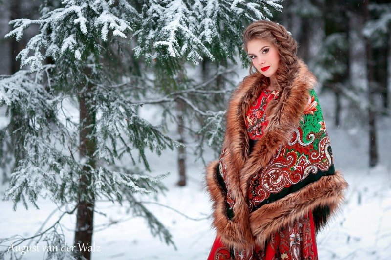Зимняя фотосессия в русском стиле
