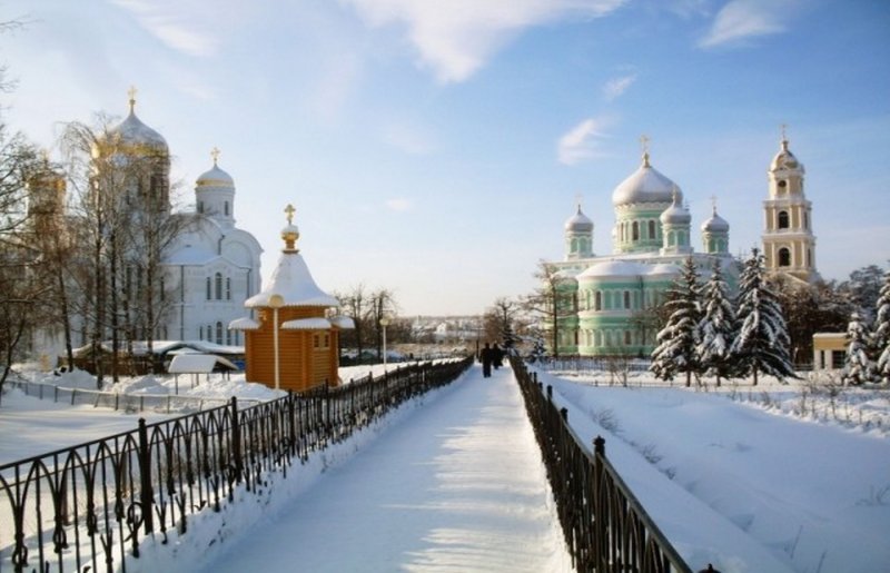 Свято-Троицкий Серафимо-Дивеевский женский монастырь зимой