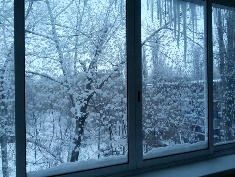 Пластиковые окна зима