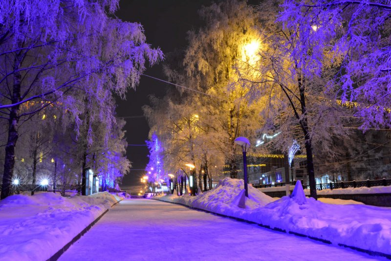 Зимние новогодние улицы