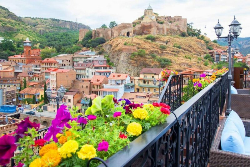 Цветущий Тбилиси