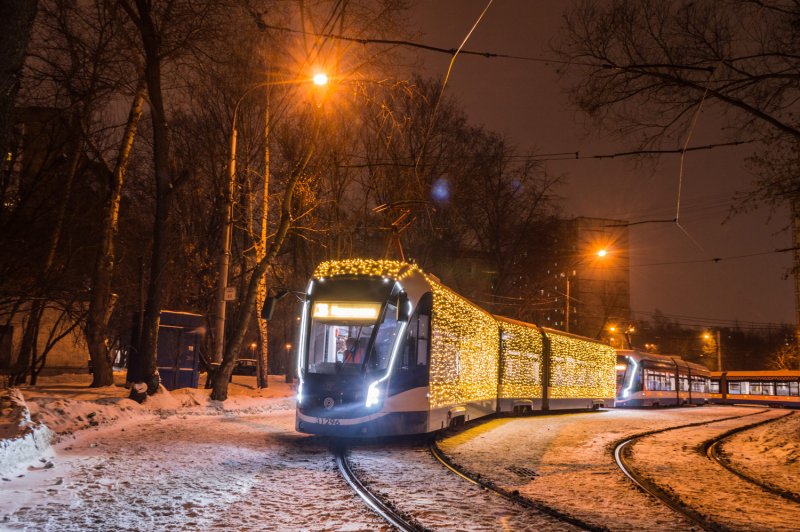 Стамбул трамвай снег