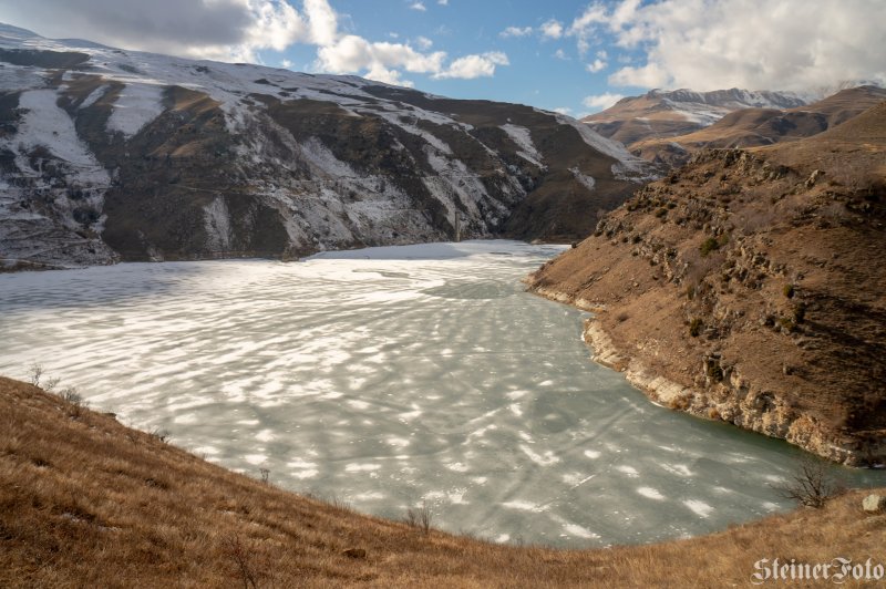 Озеро Гижгит зимой