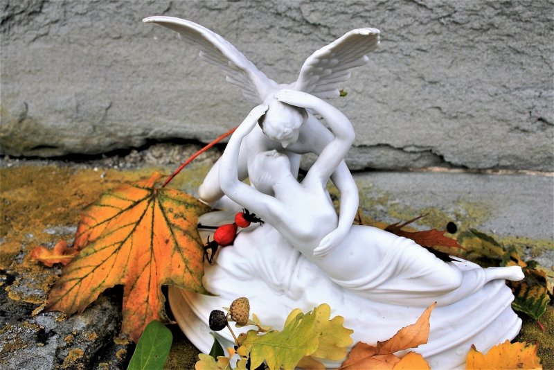 Осенняя скульптура