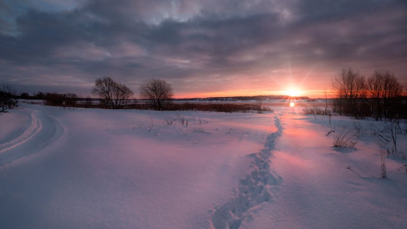 Зимняя река Волга