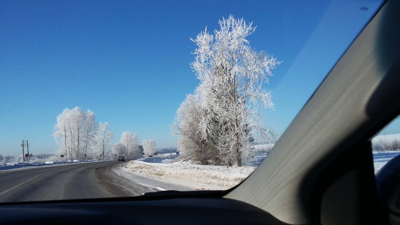 Вид из машины зимой