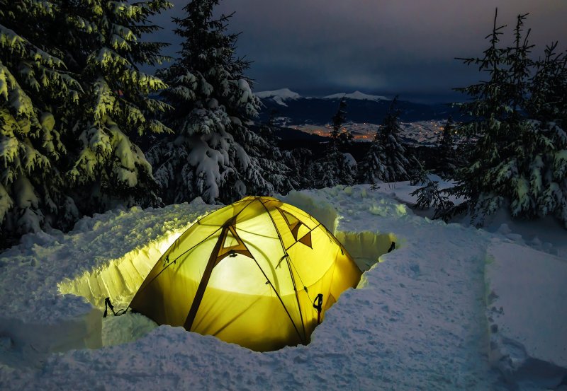Палатка зимняя Camping Tents