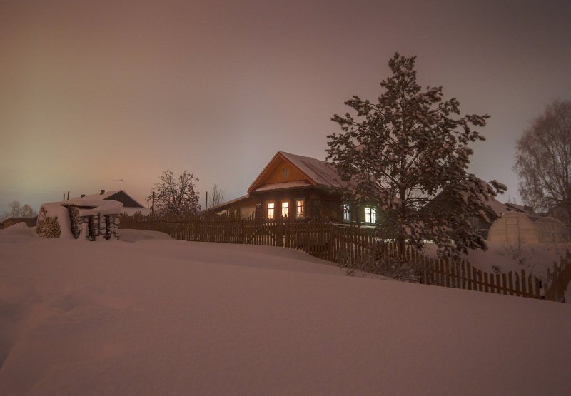 Зимний вечер в России