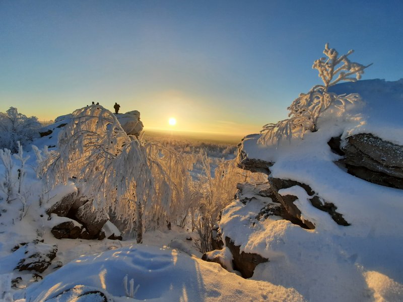 Гора крестовая Губаха зима