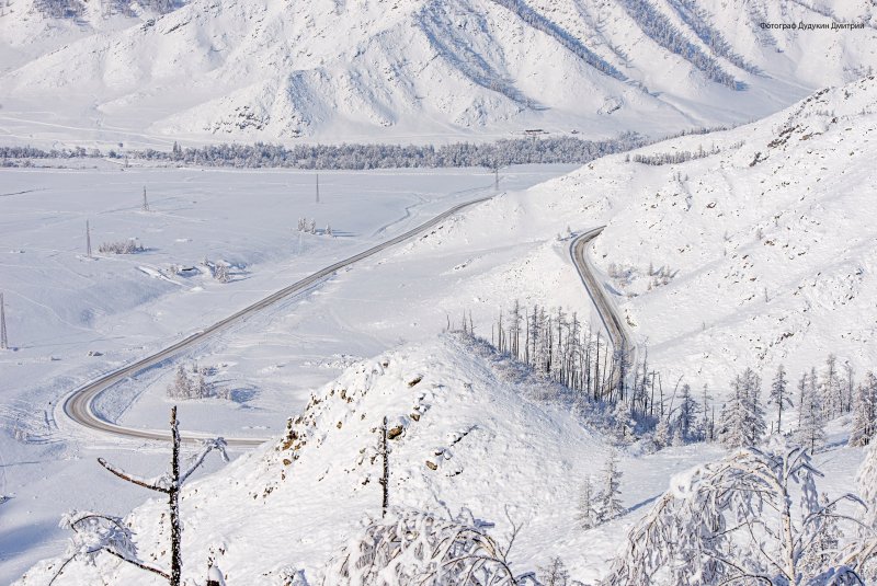 Чуйский тракт Алтай зима