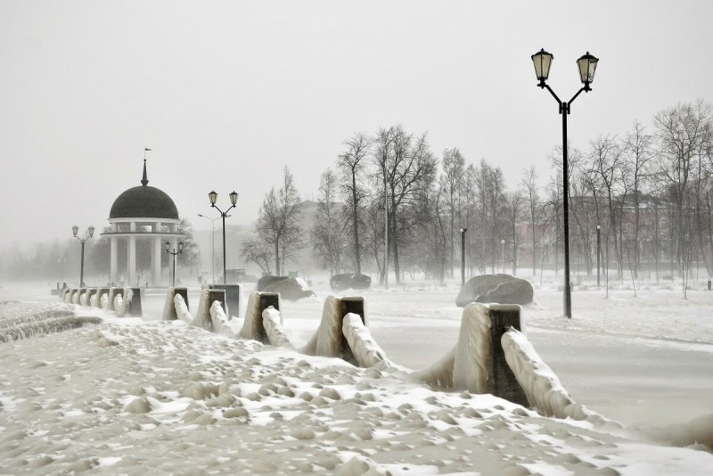Набережная Петрозаводска зимой