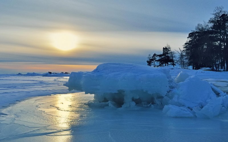 Зимний финский залив