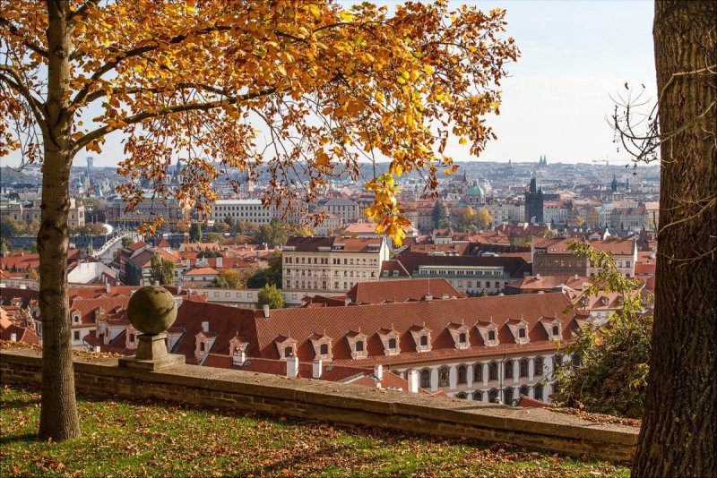 Прага парк осень