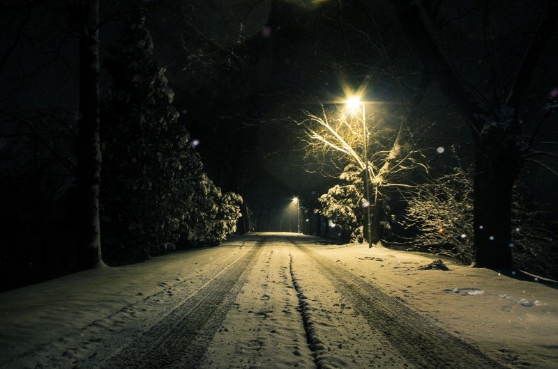Ночь снег дорога