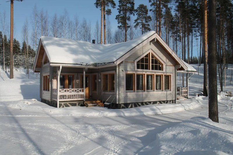 Зимний финский дом