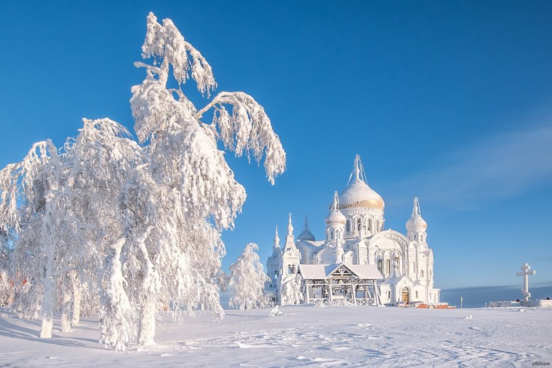 Белогорский монастырь Пермский край в Мороз
