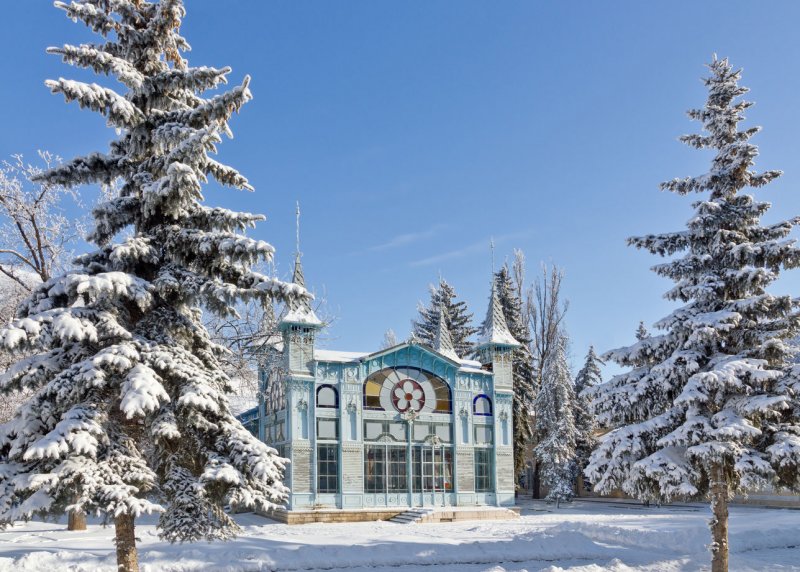 Лермонтовская галерея Пятигорск зимой