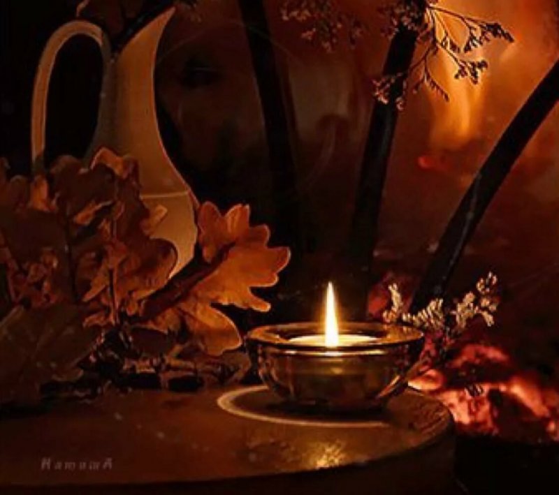 Осенний букет и свечи