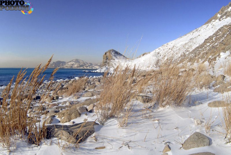 Море в Крыму зимой