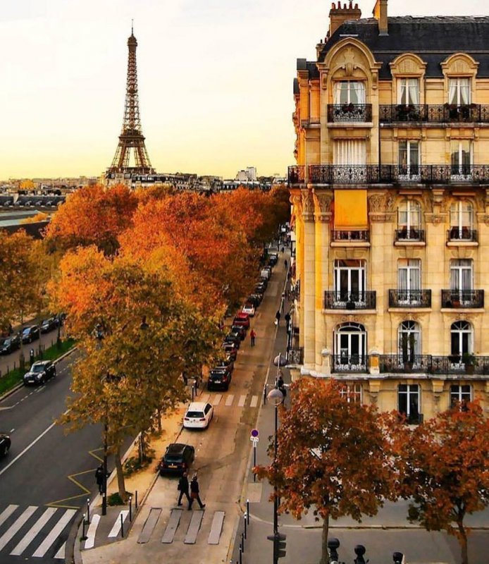 Осенние улицы Парижа