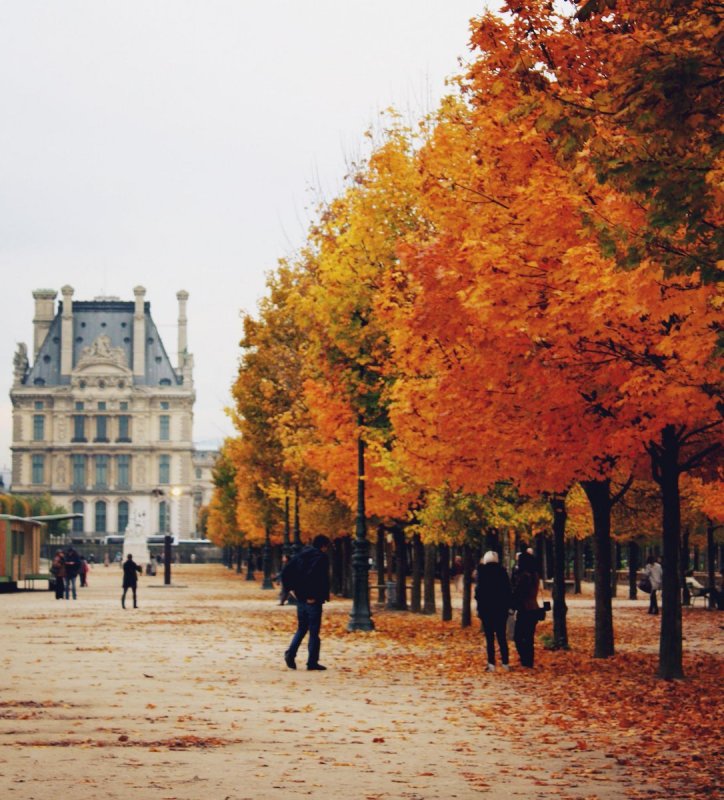 Париж осень Монмартр