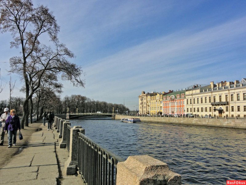Санкт-Петербург в апреле