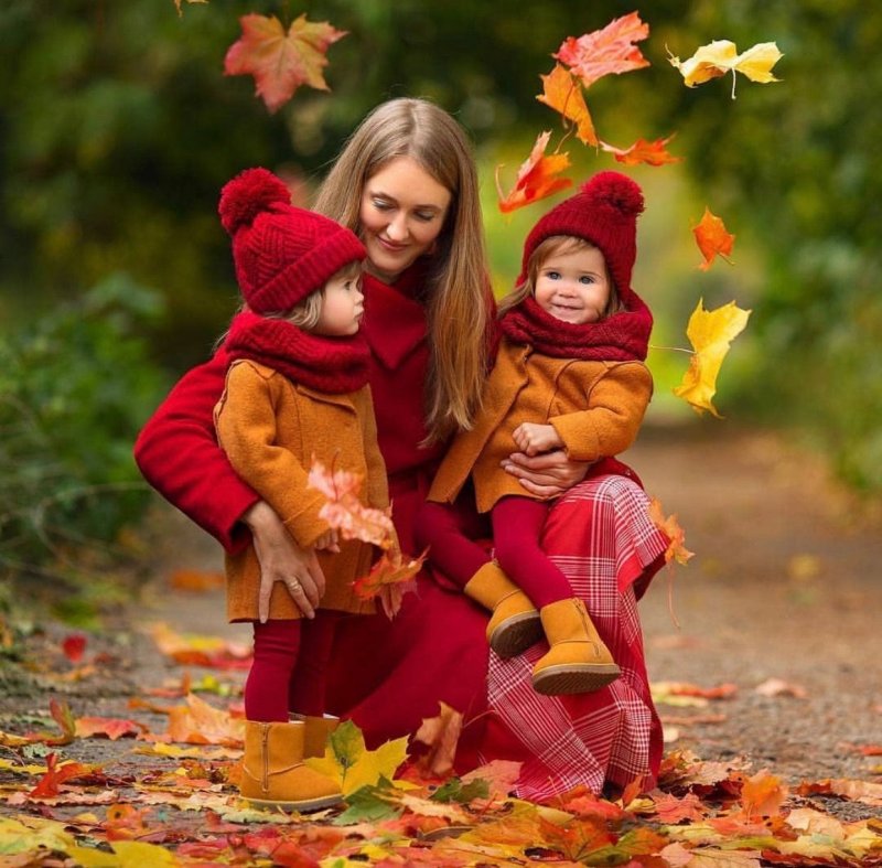 Осенняя фотосессия семейная