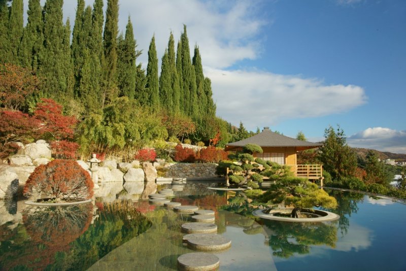 Парк Парадиз в Партените японский сад