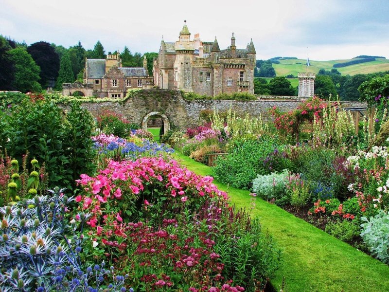 Известные сады Англии в пейзажном стиле