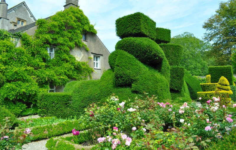 Топиарные сады Англии