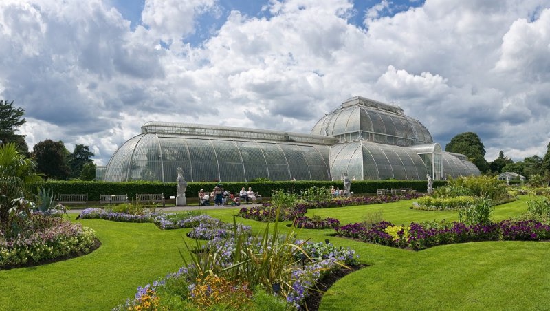 Ботанические оранжереи садов Кью в Великобритании