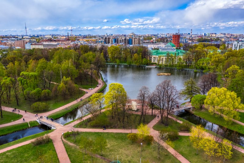 Парк Таврический сад в Санкт-Петербурге