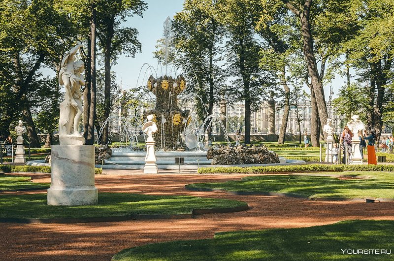 Санкт Петербургский летний сад
