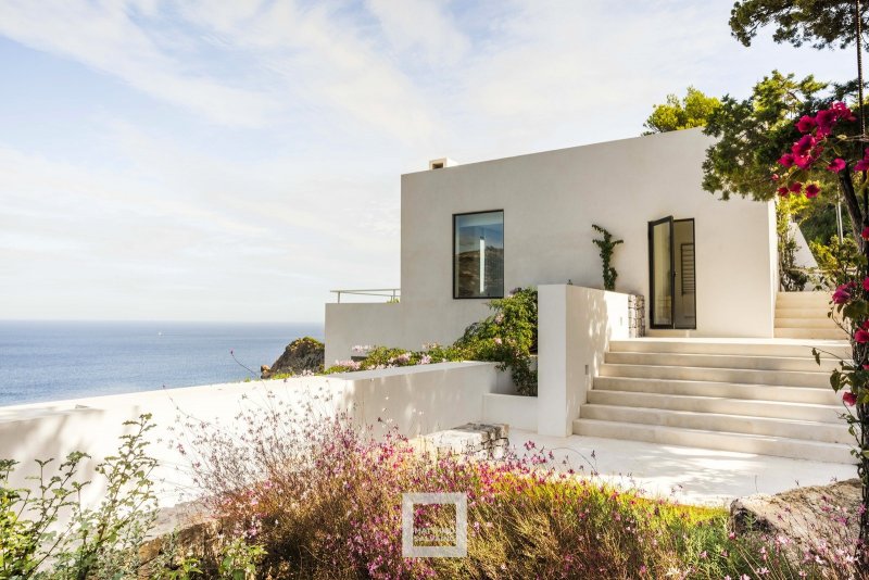 Средиземноморский стиль дом у моря вилла