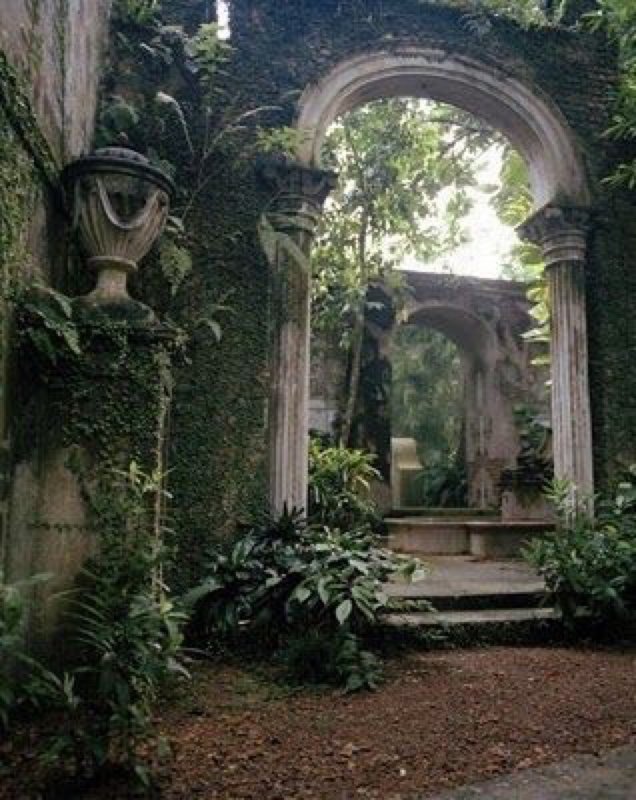 Готический фонтан сад Англия