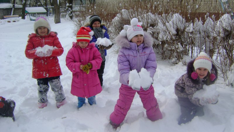 Зимние занятия для детей на улице