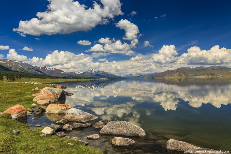 Хотон нуур Монголия озеро