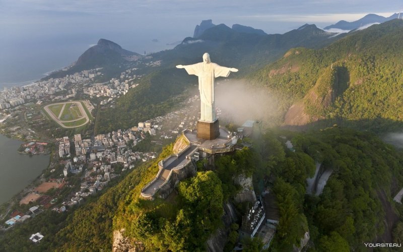 Высота статуи Христа в Рио-де-Жанейро