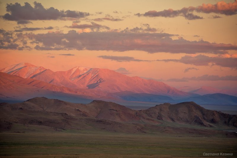Горы в Гоби Монголия